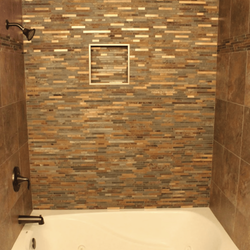 Bathroom shower tile in Viroqua, WI from Leon Country Floors