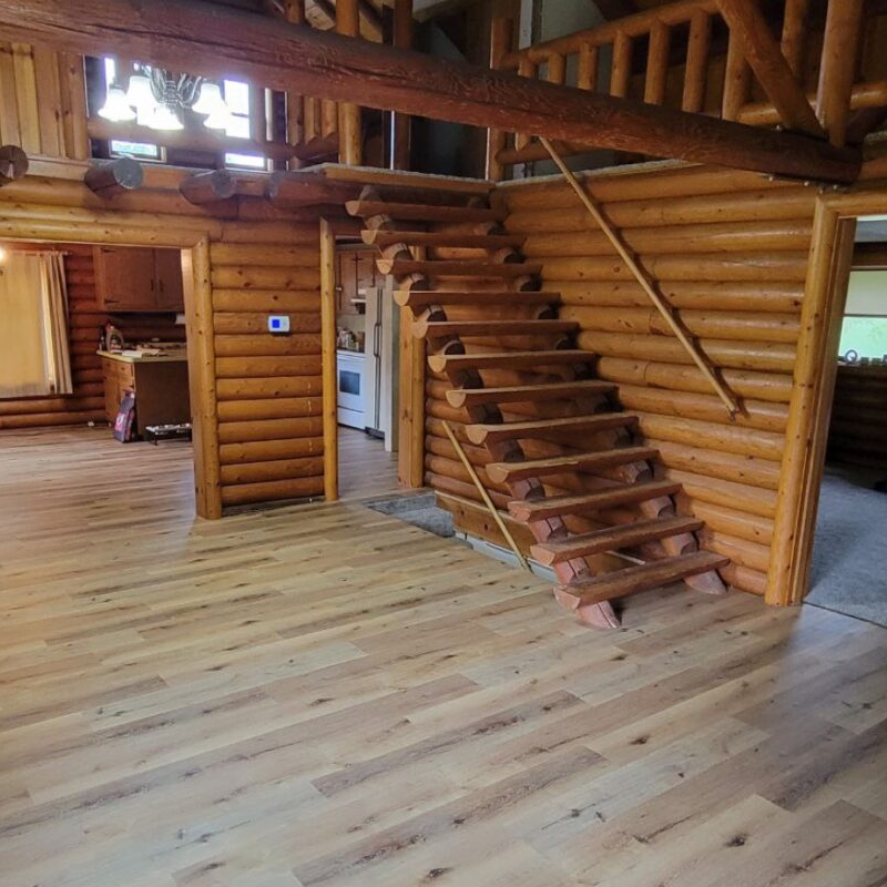 leon-flooring-job-x-7-800x800